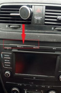 защита "Экран-М" в приборной доске авто